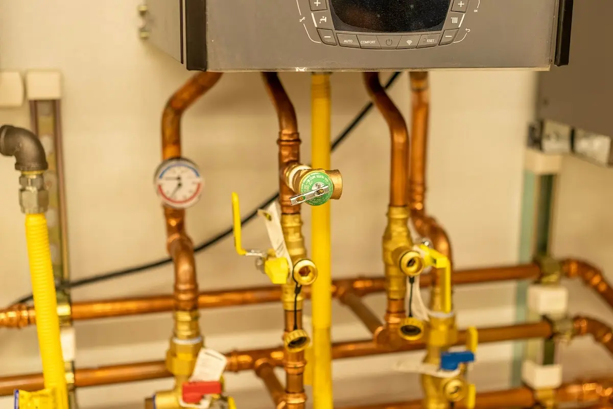 Licensed technician providing Pipe Repair for a homeowner in North Lakeport